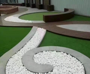 大连庭院地板小路