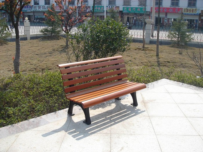 靠背公园椅