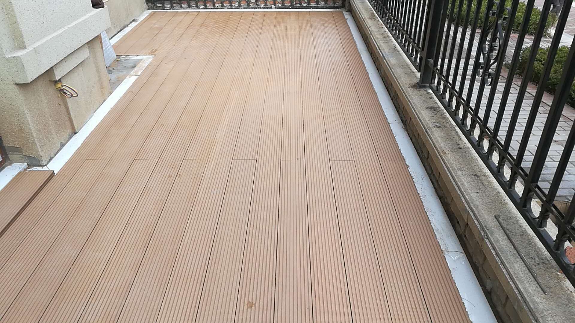 花园塑木地板